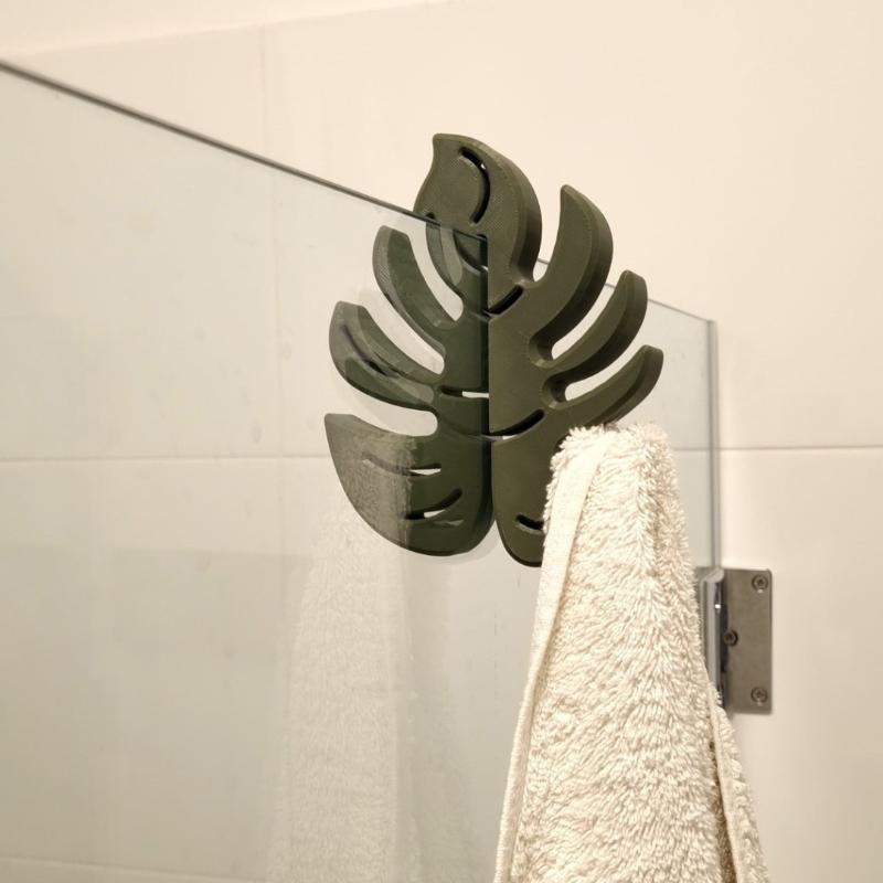 Green Monstera Leaf Over Showe - огляд і ціна Jet Home Bathroom